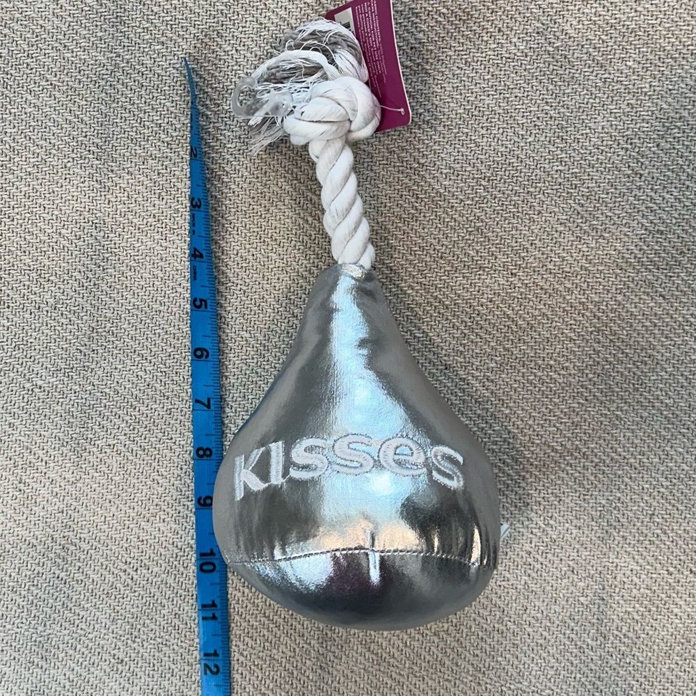 Hershey Kisses Dog Toy NWT Valentine Gift Puppy Pet Squeaky - Picture 2 of 4